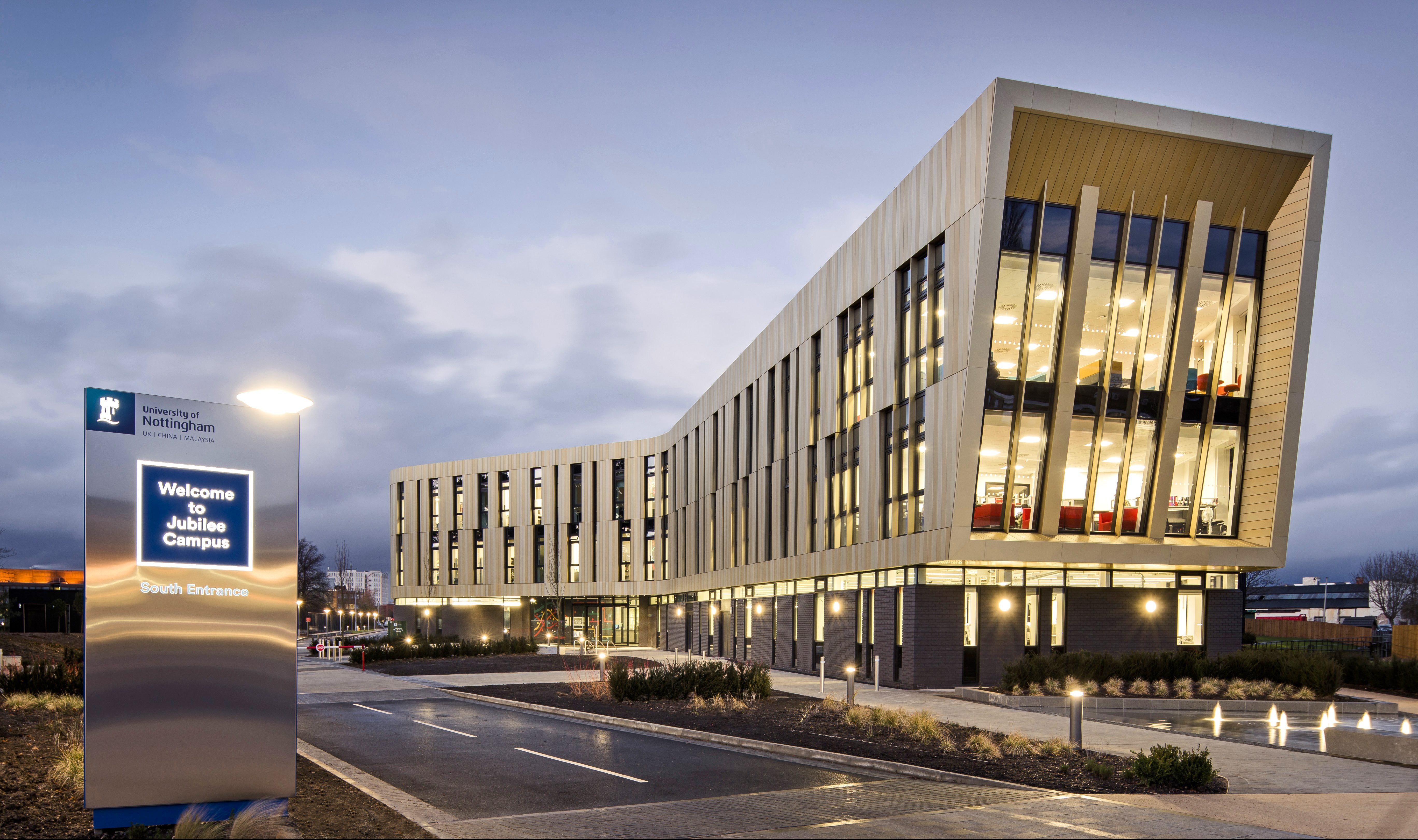 Nottingham Advanced Manufacturing Building
